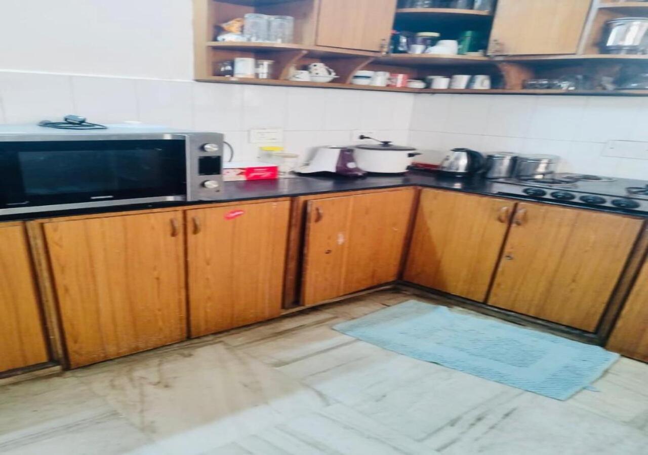 Best Individual Home Stay Near Apollo Jubilee Hills 하이데라바드 외부 사진