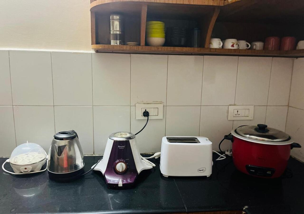 Best Individual Home Stay Near Apollo Jubilee Hills 하이데라바드 외부 사진