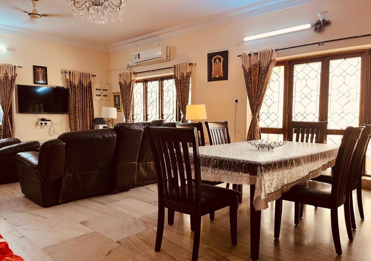 Best Individual Home Stay Near Apollo Jubilee Hills 하이데라바드 외부 사진
