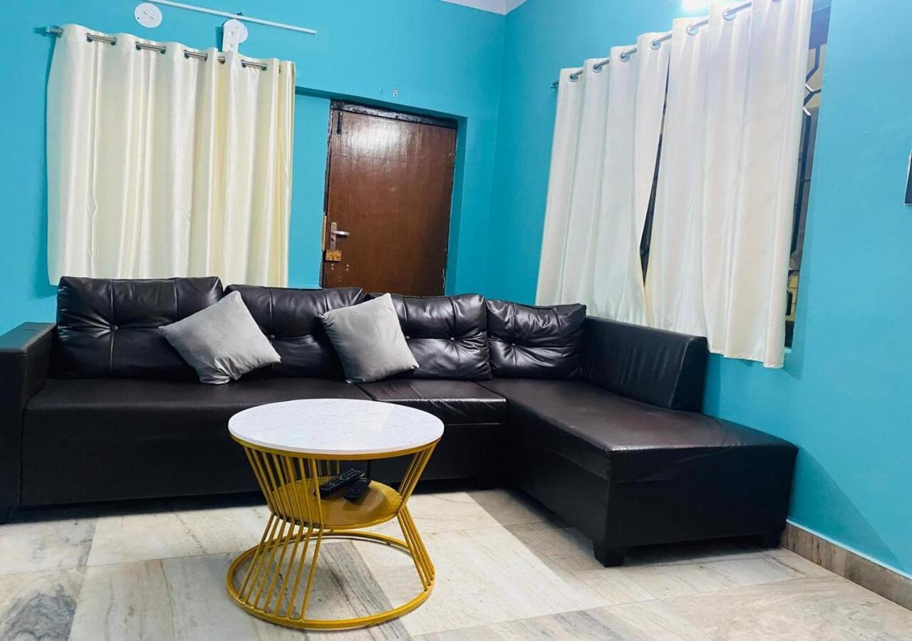 Best Individual Home Stay Near Apollo Jubilee Hills 하이데라바드 외부 사진